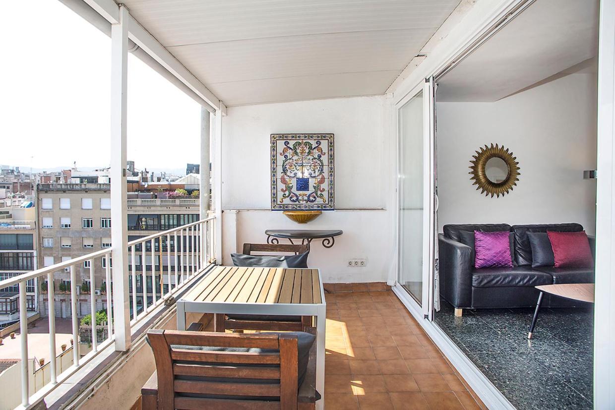 The Gran Via Penthouse Apartment Barcelona Exterior photo